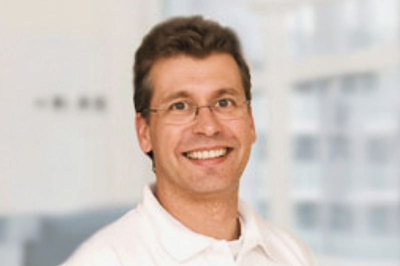 Dr Andreas Bartelt