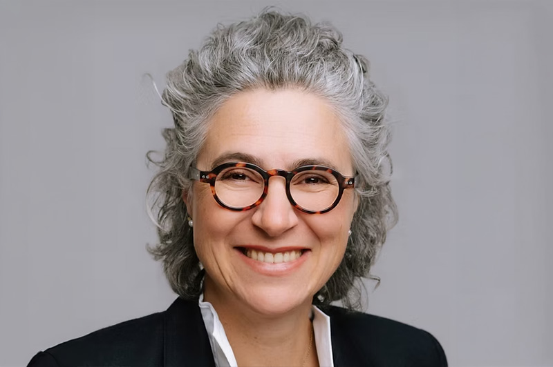 Dr. Margot Proeller